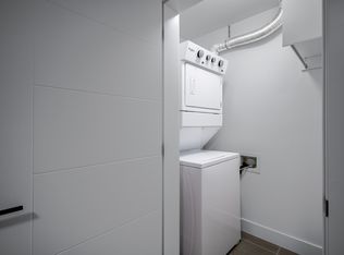 5656 Carson St, Burnaby, BC V5J 2Z5