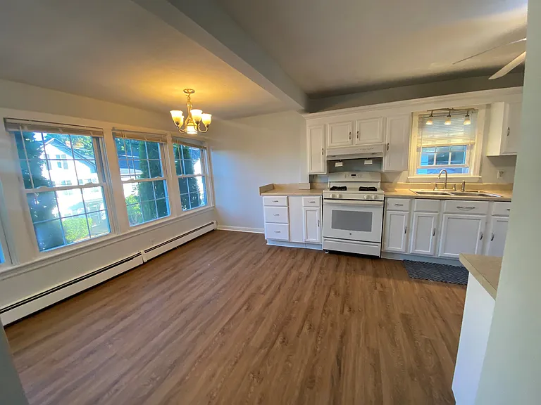 49 Devens St #2 — Photo 11