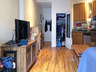 Rented by Kahen Properties