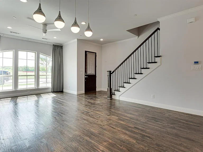 8447 Jacobs St — Photo 11
