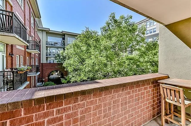 1320 Fillmore Ave #302 — Photo 3