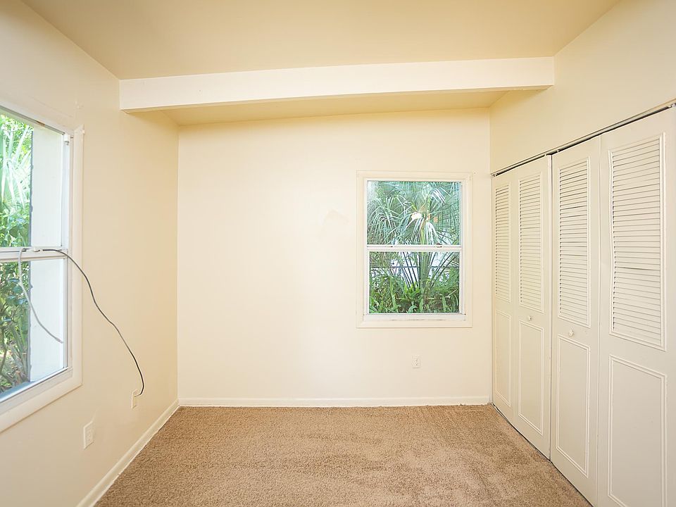 1st image of 1367 NE 31st Ave