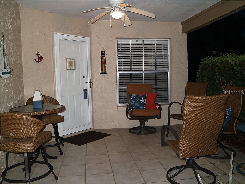 2nd image of 9540 Bunker Hill Ct
