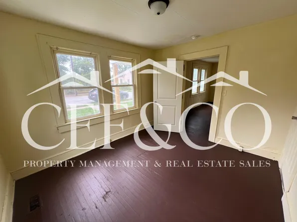 264 Ernest L Collins Ave, Spartanburg, SC 29306
