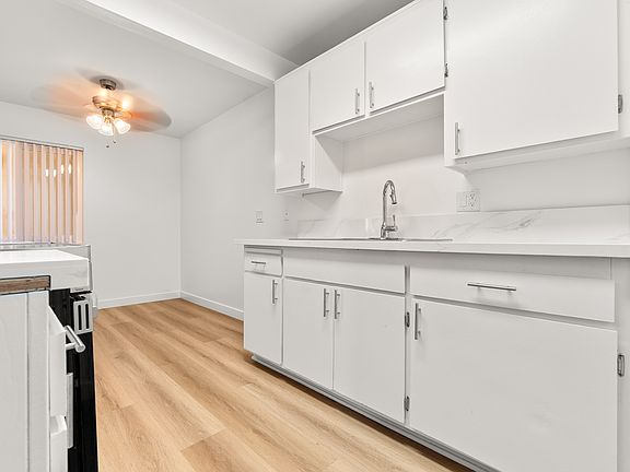 3rd image of 23905 Los Codona Ave #109