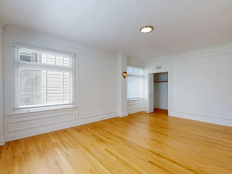 495 32nd Ave #106 — Photo 7
