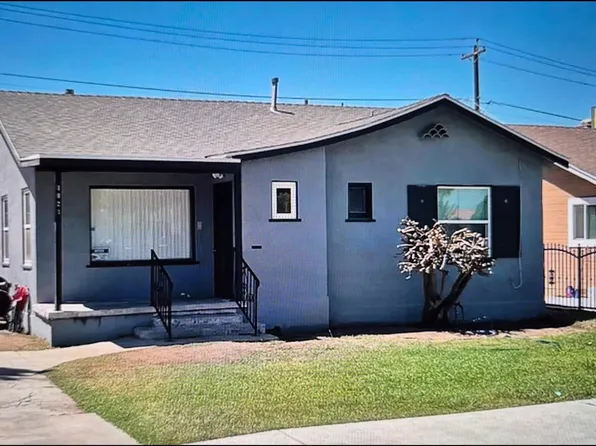 1021 T St, Bakersfield, CA 93304