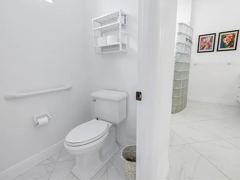 4334 Mirabella Cir — Photo 36