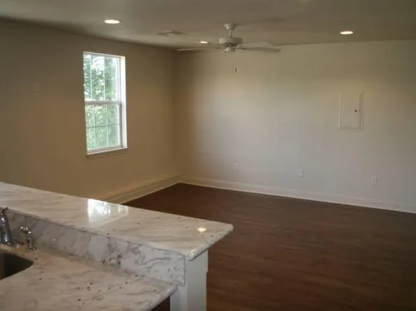 911 Joliet St #A, New Orleans, LA 70118