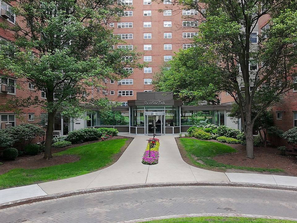 1st image of 4980 N Marine Dr APT 1134