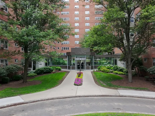 4980 N Marine Dr APT 1134, Chicago, IL 60640