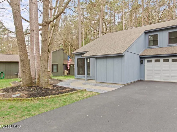 188 Arrow Wood Place, Ballston Spa, NY 12020