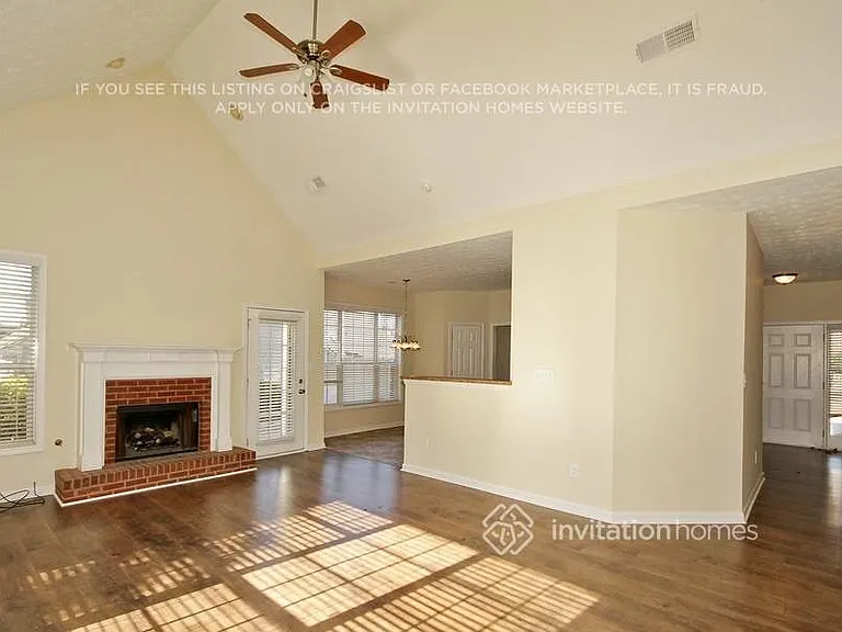 3170 Goldmist Dr — Photo 3