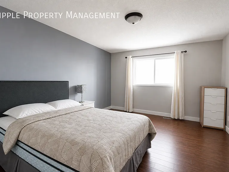 541 Citadel Meadow Bay NW #UPPER — Photo 13