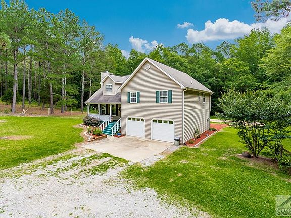 2nd image of 143 Meadow Lakes Dr