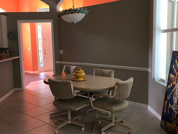 3rd image of 4058 Crow Ct
