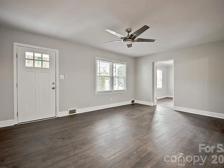 1404 Nottingham Rd — Photo 19