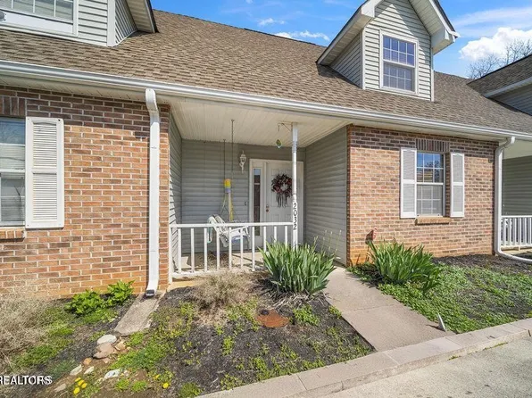 2032 Silverbrook Dr, Knoxville, TN 37923