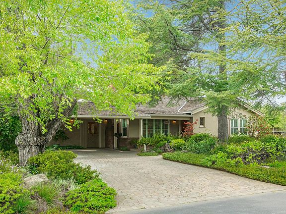 3rd image of 15129 Lester Ln