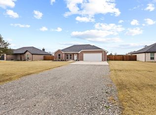 899 W Cardinal St, Ector, TX 75439