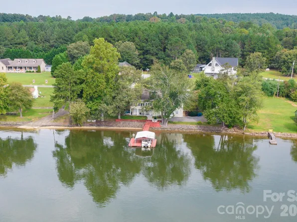 287 Wildlife Club Ln, Taylorsville, NC 28681