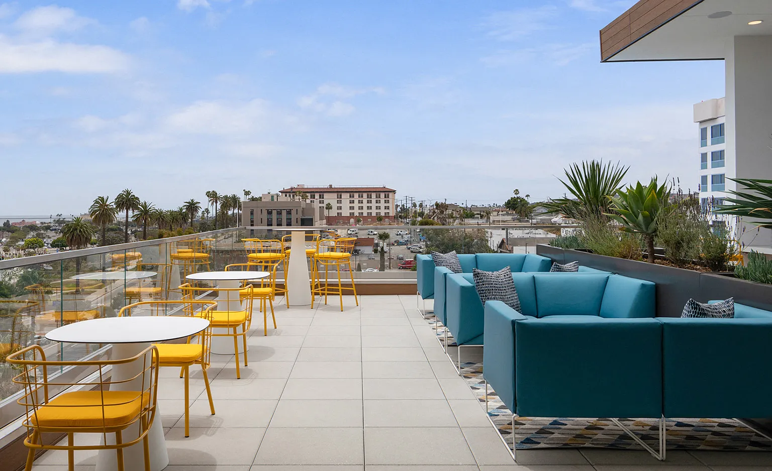 550 Harborfront — Photo 4