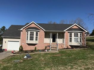 100 Tices Spring Ct, Dickson, TN 37055
