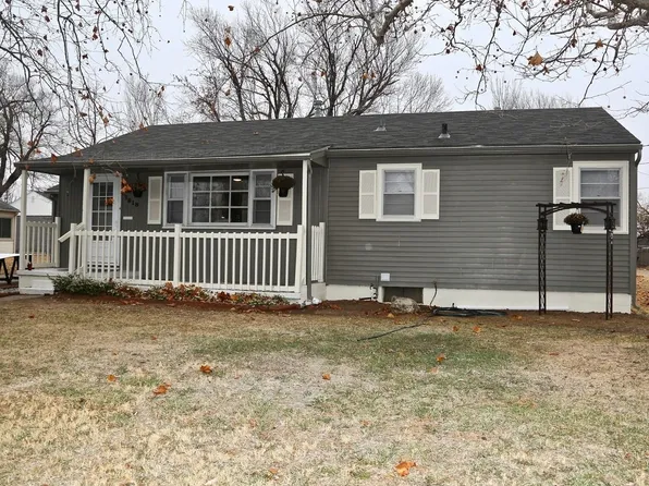 1818 N Harrison St, Hutchinson, KS 67502