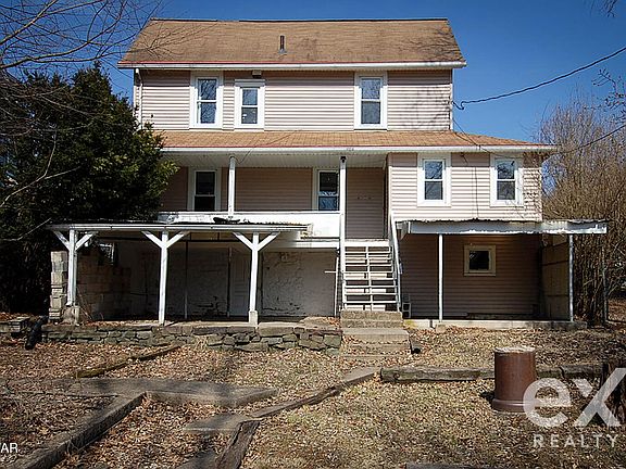 4th image of 1013 Louisa St