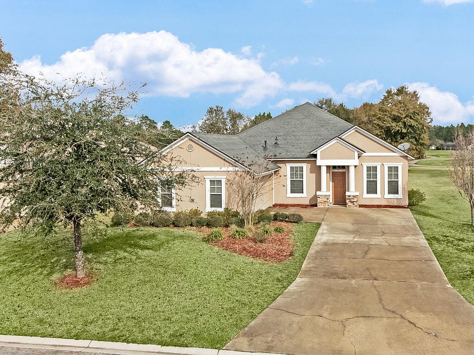 1st image of 1141 Garrison Dr