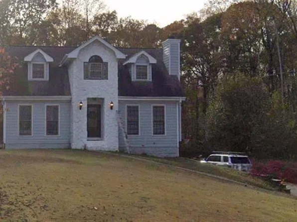 1838 Kelvin Dr, Lawrenceville, GA 30043
