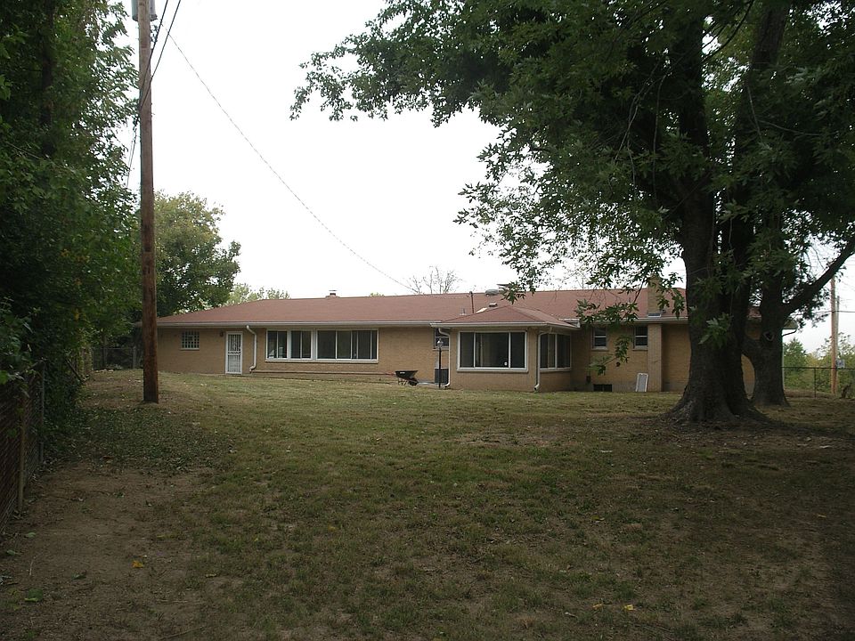 2nd image of 6770 Parker Rd