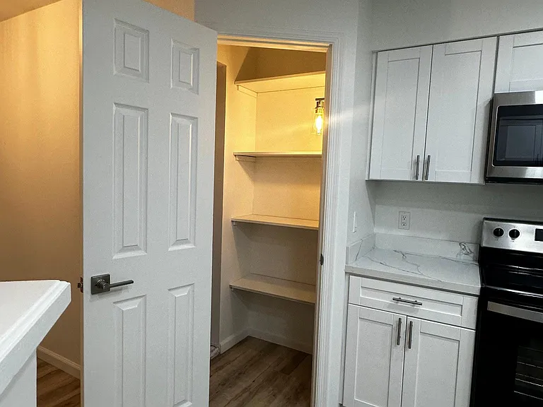 101 N 7th St #184 — Photo 29