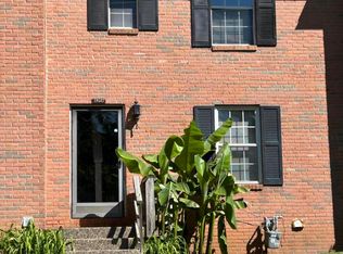 11621 Tazwell Dr, Louisville, KY 40245