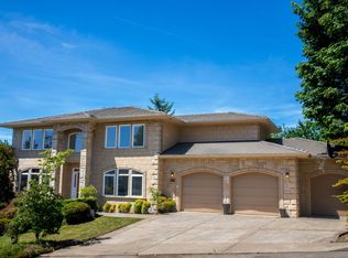 8327 NW Reed Dr, Portland, OR 97229