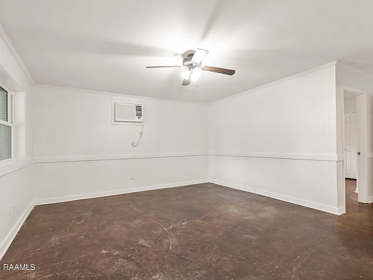 133 Woodrow St #A — Photo 5