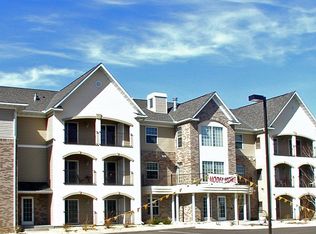 15631 Linnet St NW APT 103, Andover, MN 55304