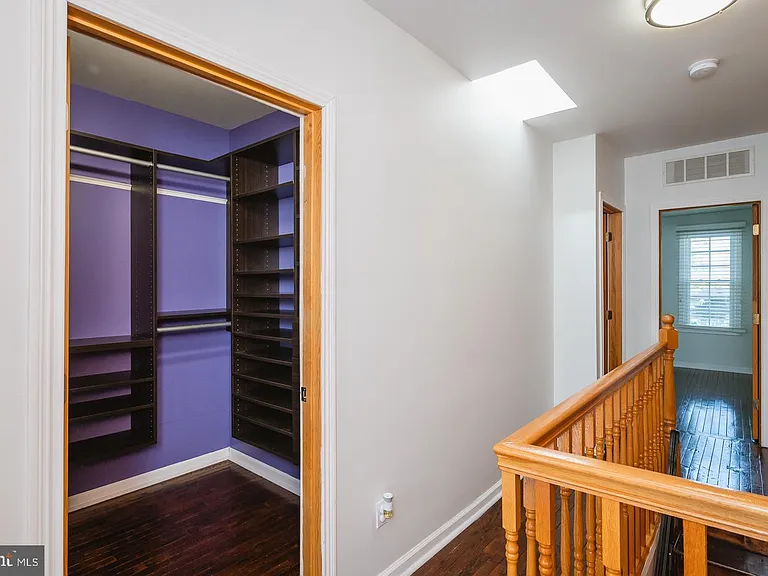 618 S Newkirk St — Photo 19
