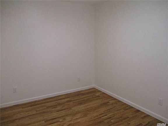 5th image of 346 Grand Central Pl