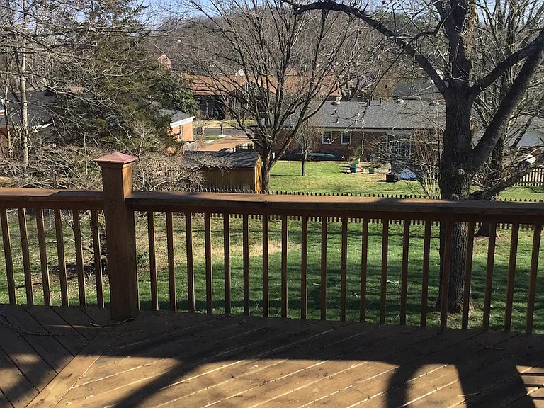 924 Neuhoff Ln — Photo 5