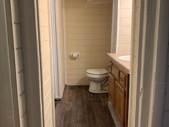 2nd image of 1700 Park St APT B