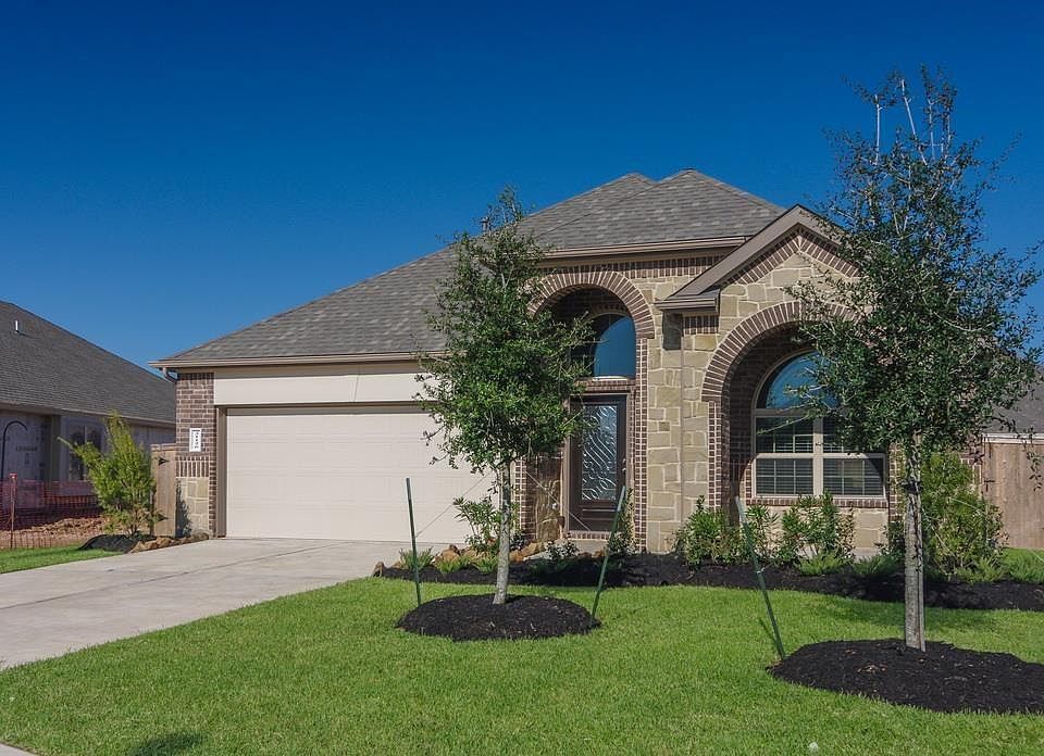 1st image of 31126 Cypress Pasture Trl