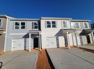 126 Village Green Dr #14, Adairsville, GA 30103