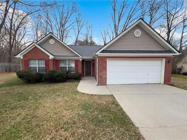 413 Jasmine Trl, Athens, GA 30606