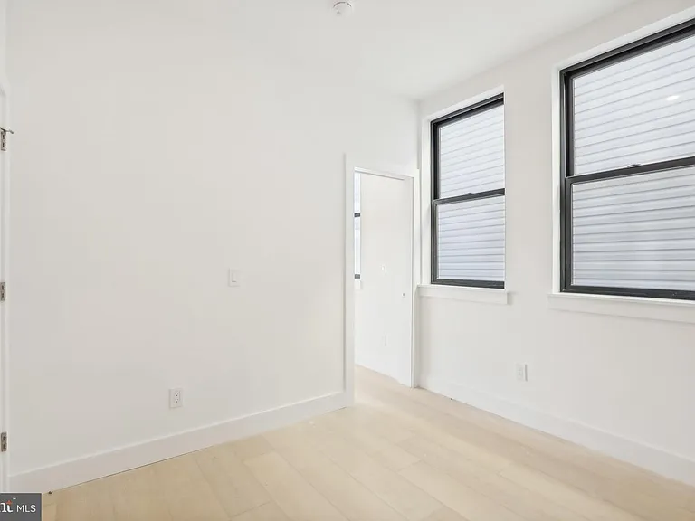 2406 Frankford Ave #10 — Photo 19