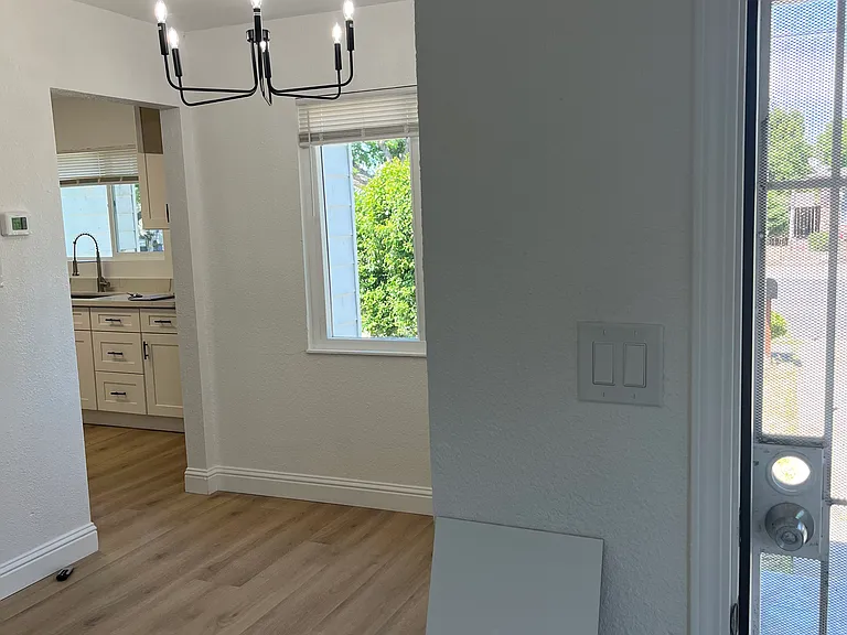 814 Carpino Ave — Photo 9