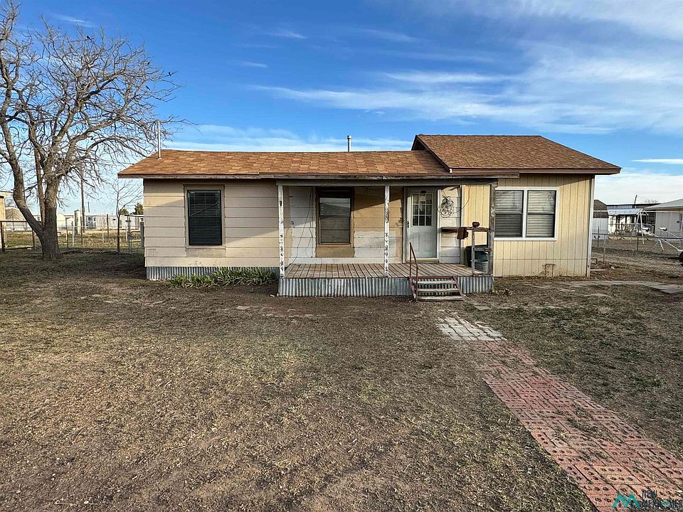 1st image of 150 W Comanche Dr