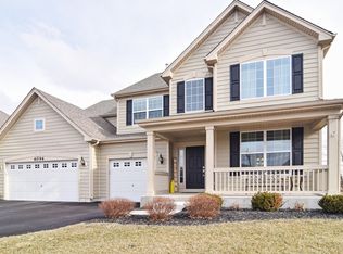 4094 Canfield Cir, Elgin, IL 60124