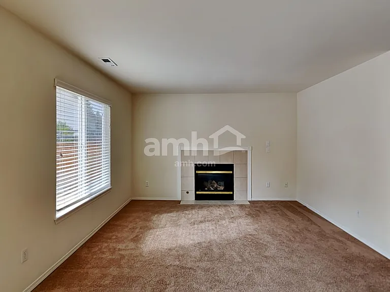 5008 S Mullen St — Photo 4