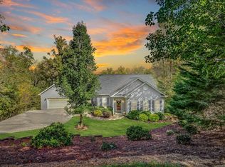 630 Forest Shores Rd, Wirtz, VA 24184